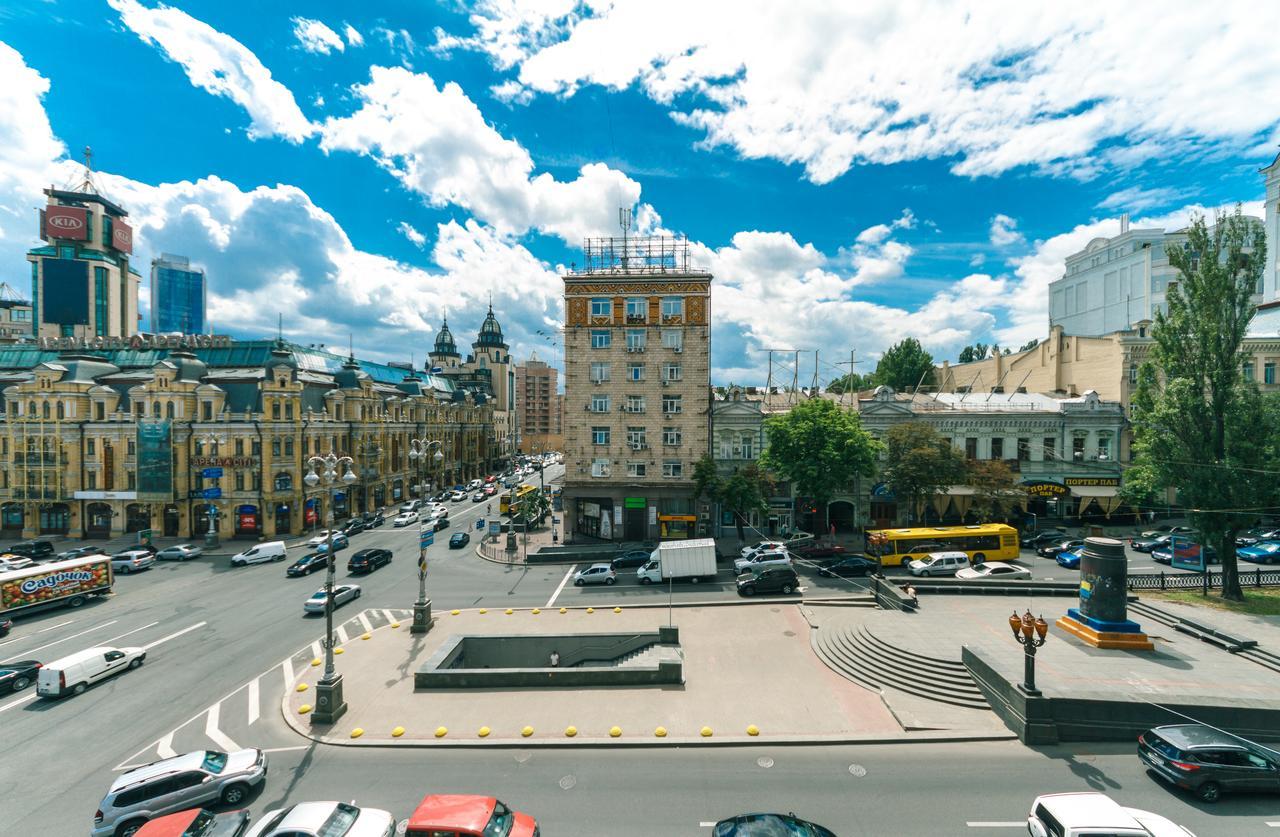 Two Bedroom Apartment On Kreschatik, Kyiv Center With Great View Buitenkant foto